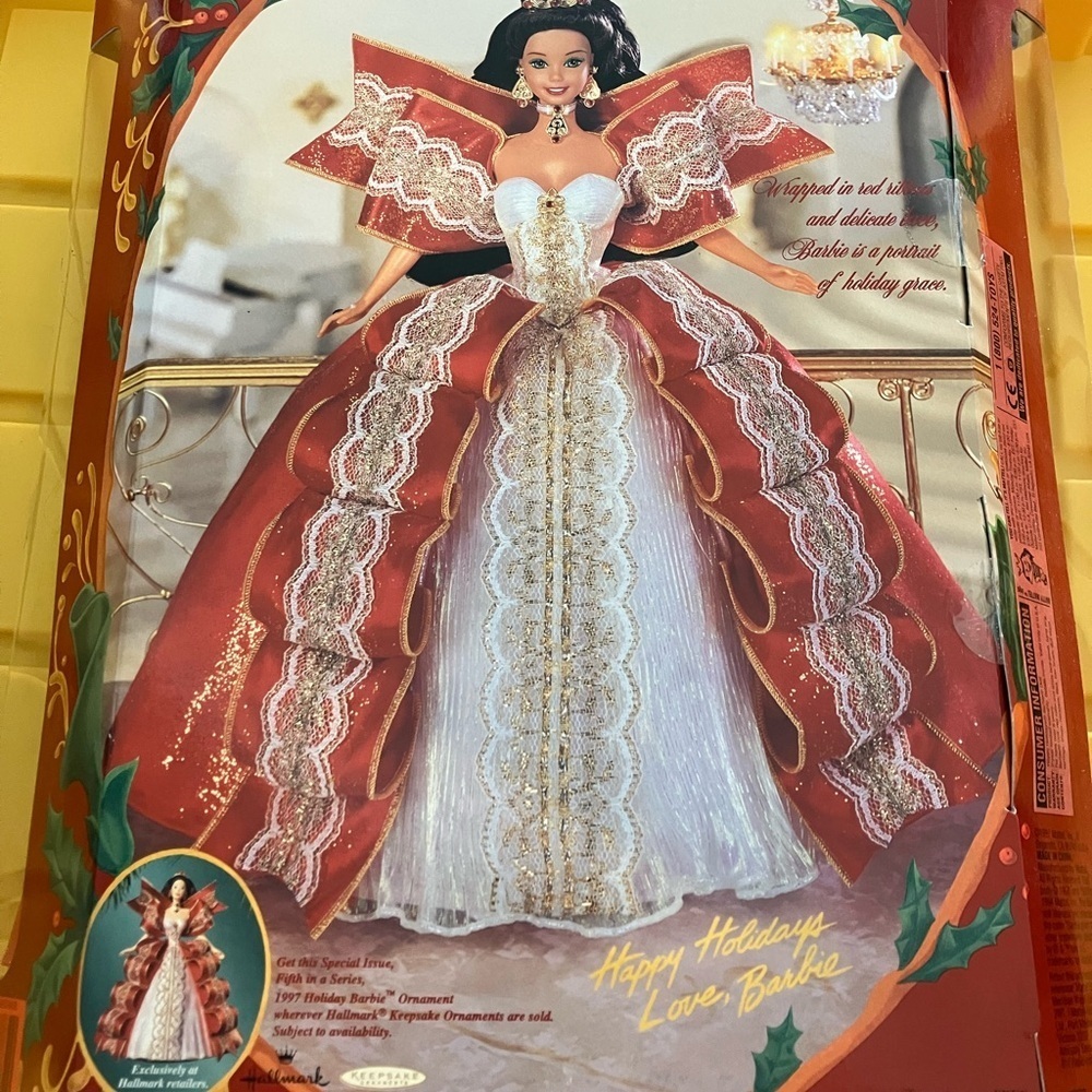 NRFB 1997 10th Anniversary Happy Holidays Barbie - Picture 3 of 4
